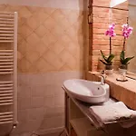 Serenahouse *